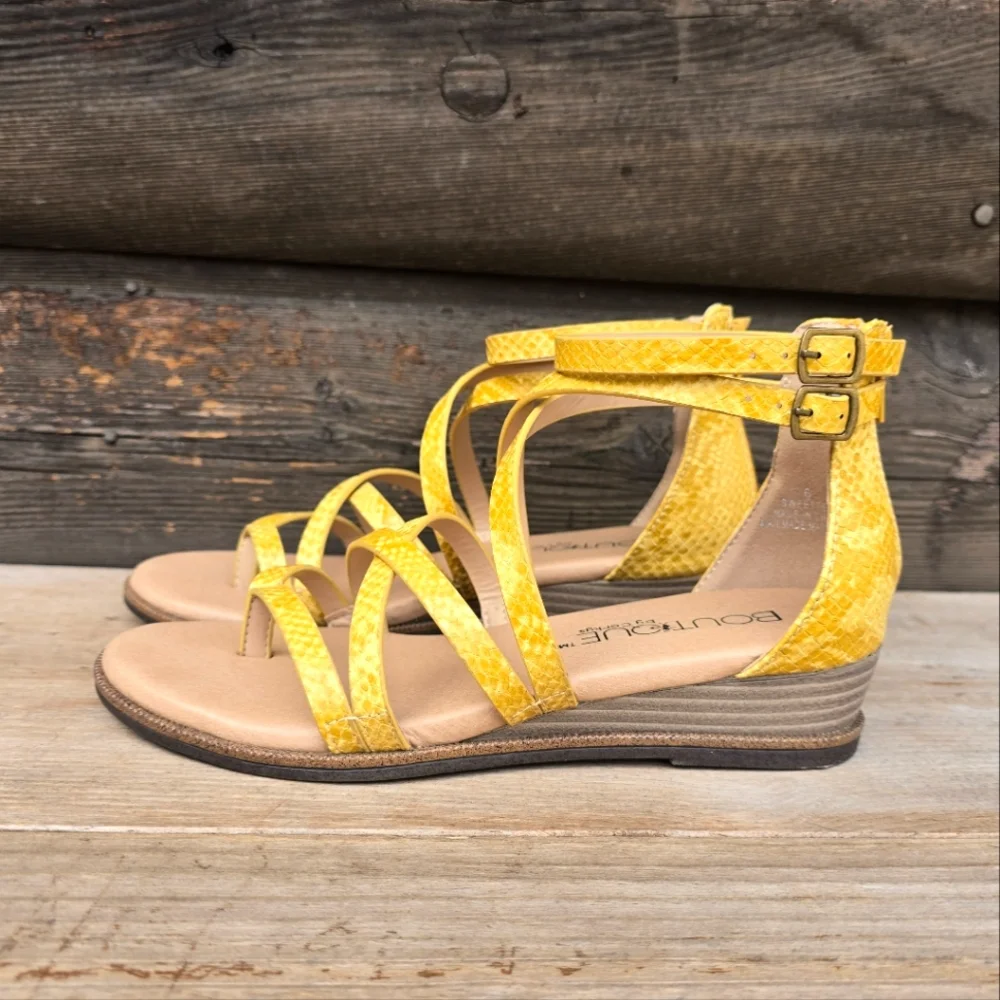 Boutique by Corkys NEW Sweet Tea Coastal Boho Revival Wedge Sandals 6M